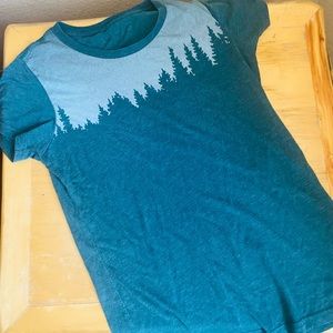 Tentree juniper shirt
